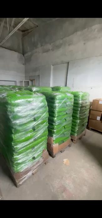 Продам китикет 15 кг