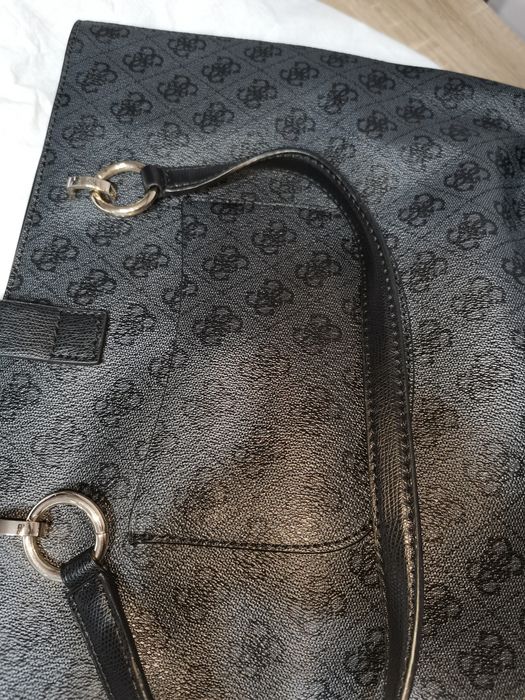 Geanta, poșetă Guess