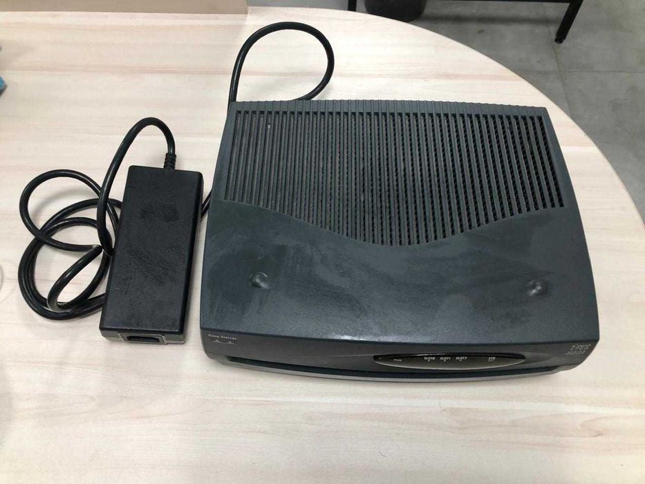 Маршрутизатор Cisco 1751 V
