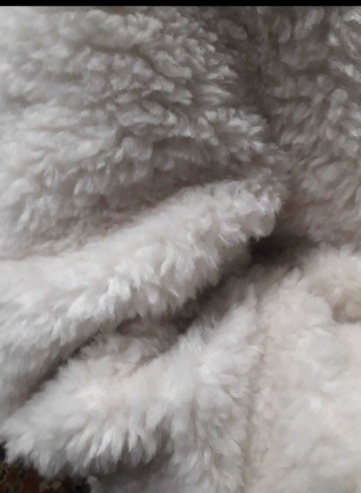 Продам  шубку из овчинки