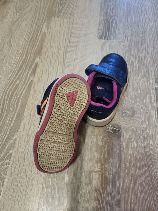 Маратонки Адидас