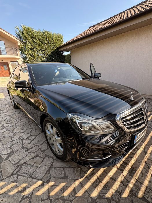 Vând Mercedes-Benz E Class