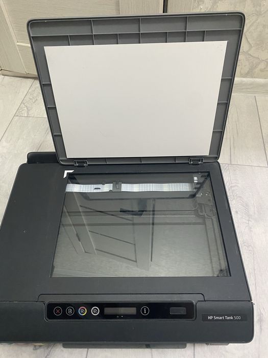 Продается Ноутбук Acer, Принтер HP Smart Tank 500.