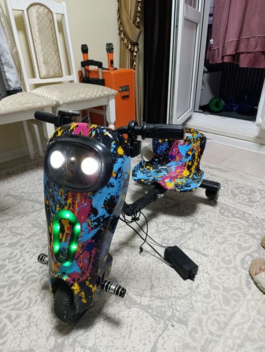 Трицикл KUQUAY Drift Car детский  мультиколор