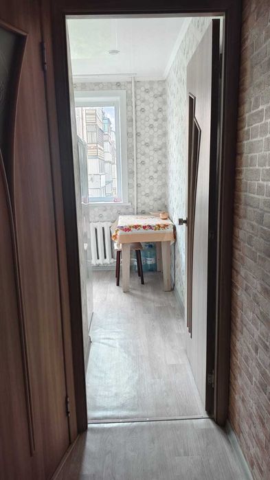 Продам 2 комнатную в Центре
