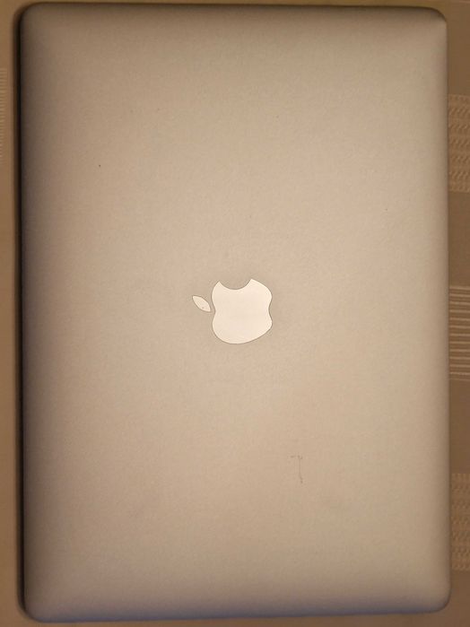 Macbook Pro 13 M1, 16gb ram, 250gb storage