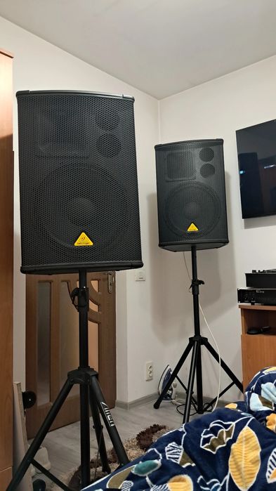 Boxe behringer  preț 3300