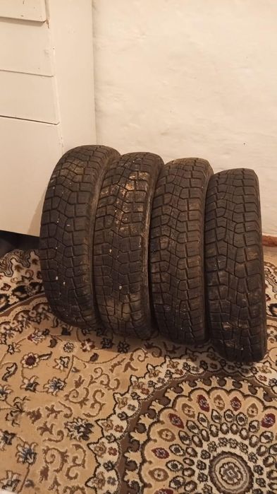 Комплект резины на ниву 185/75/16