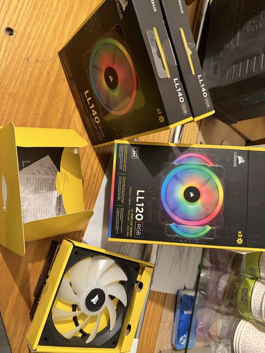 Ventilatoare Corsair LL120 si LL140 RGB PC pwm