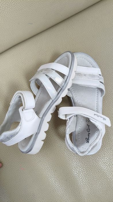 Босоножки кожанные.Kari.