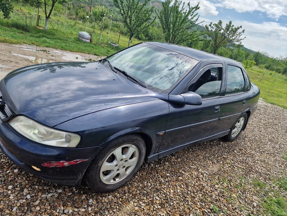 Opel vectra b 1.6 benzina 2002