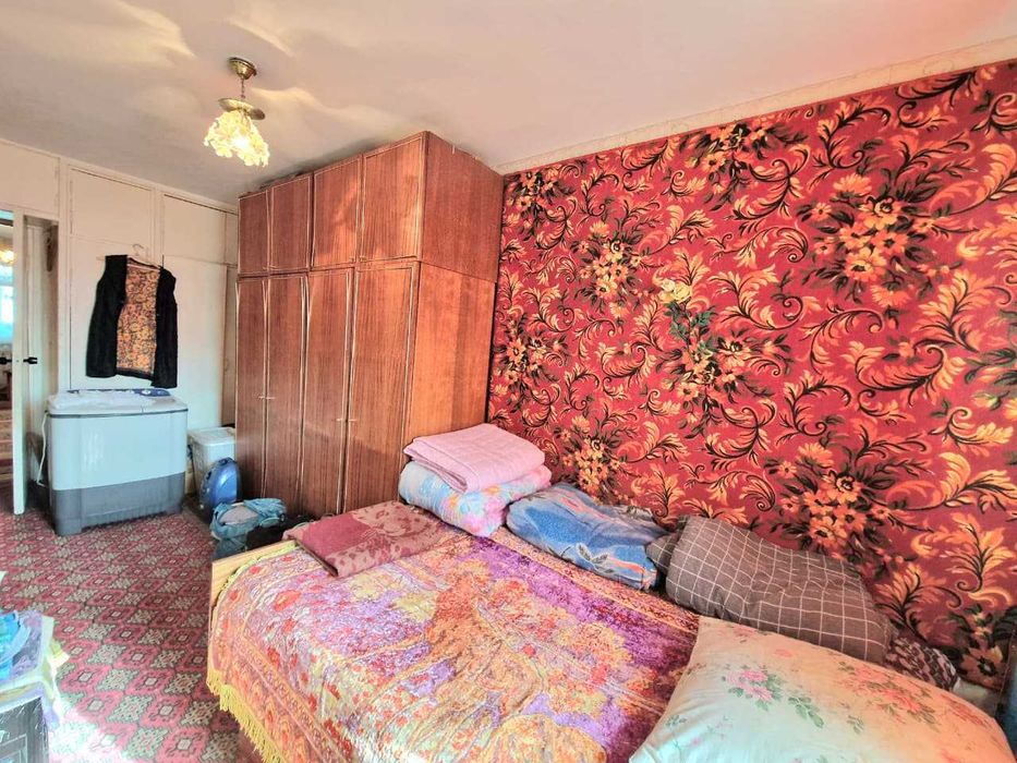 продам квартиру на  Быковского