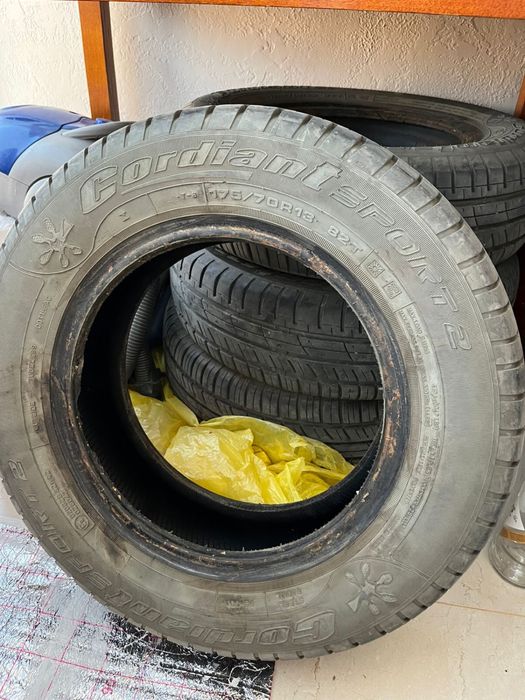 Резина на 13 в очень хорошем состояний