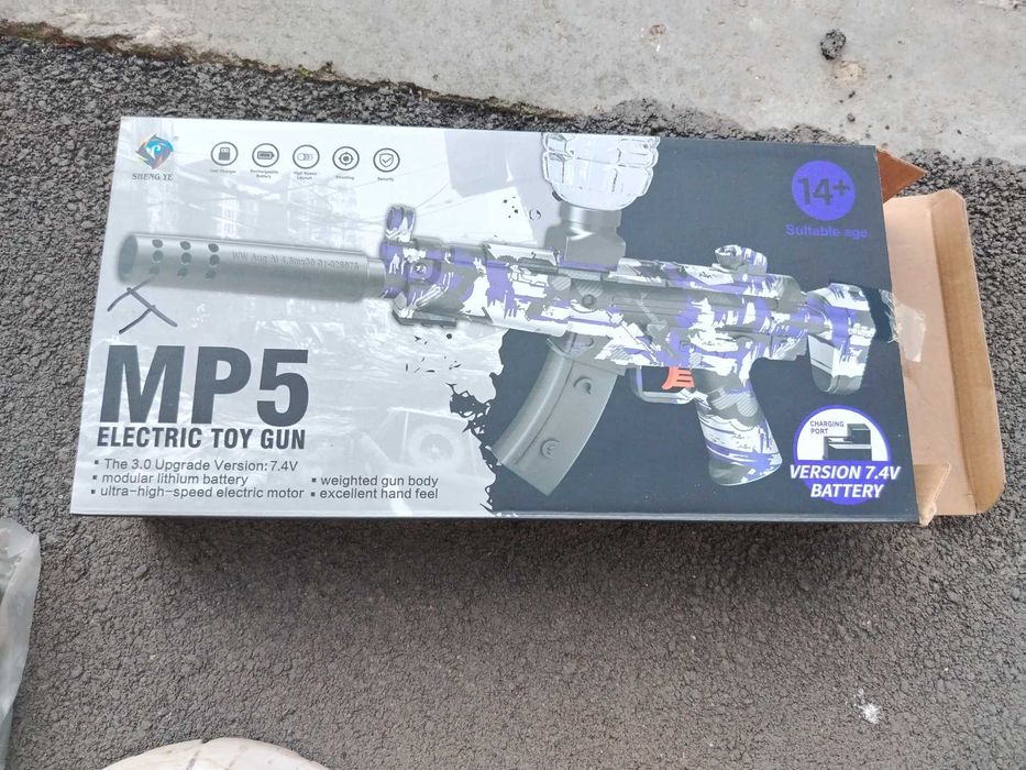 Орбизные автоматы ак-47 и MP5. Только самовывоз!
