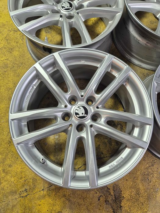 4 Jante Aliaj 5x112 17'' OEM BMW Seria 3 G20 G21 Seria 5 G30 G31 / VW Golf Passat Touran Sharan Caddy Tiguan T-ROC / Skoda Octavia Superb Kodiaq !