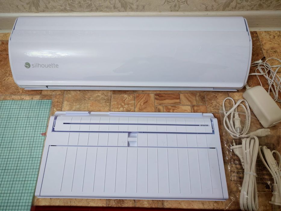 Плоттер Силует Cameo 5