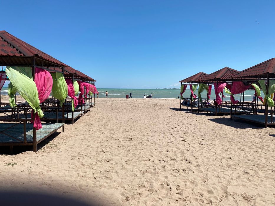 Продам тапчаны  уличные для бизнеса