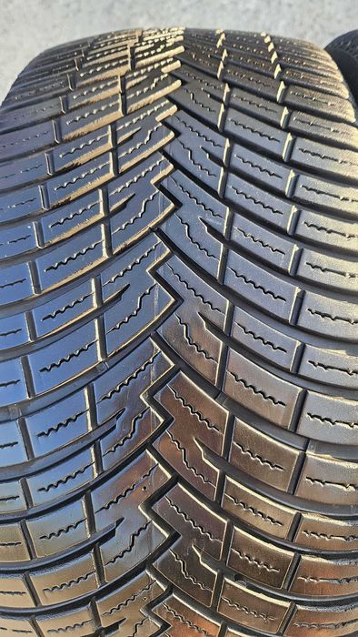 225/40 R18 • All Season • Pirelli Powergy SF 92Y XL | 2 buc | DOT 2025 | Pret/buc