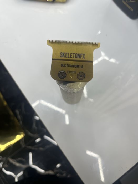 Vand babyliss sckeleton