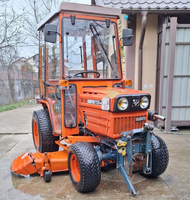 Tractor Kubota B7200 4x4 cositoare
