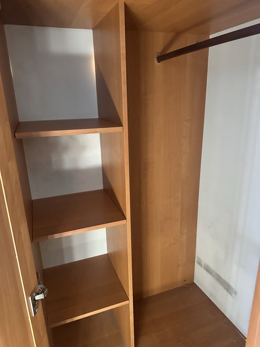 Угловой шкаф вместительный