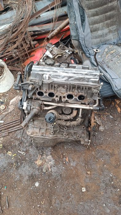 Матор тайота 2.2 позапчастями