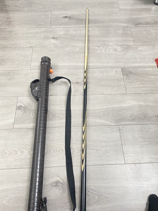 Бильярдный кий Е.Онищенко