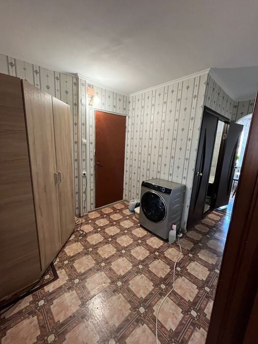 Продам квартиру в пяти этажном доме