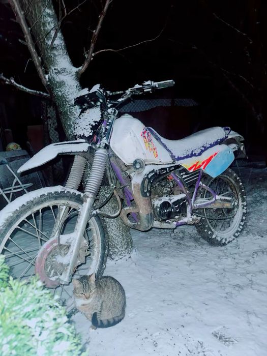 De vanzare yamaha DT 125