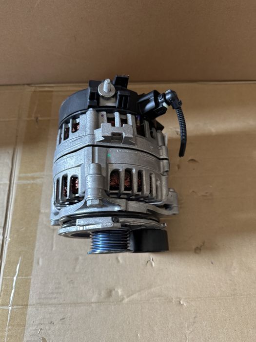 Alternator  BMW X1 F48 X2 F39 F45 F46 i8 F60 !