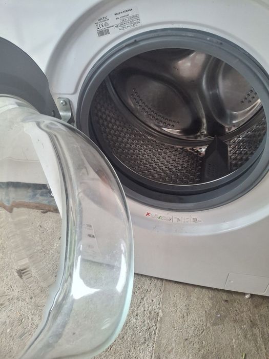 Masina arctic  cuva 9 kg