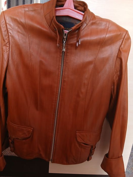 Кожаная куртка , весна-осень