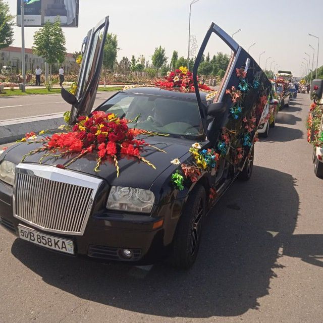 Kraysler 300c mashinasi