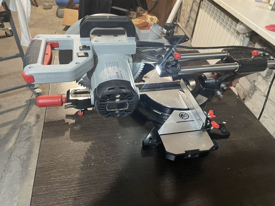 Торцевая пила ресанта тп255пл