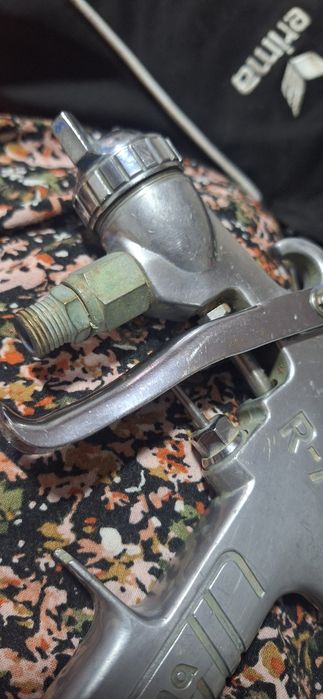 Pistol de vopsit