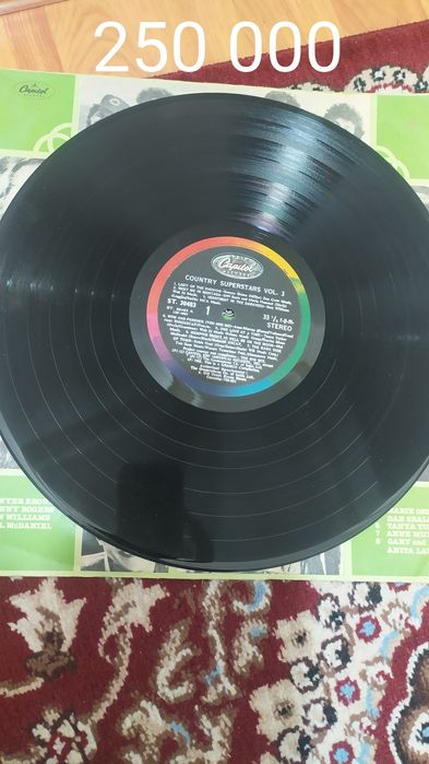 Пластинки          .