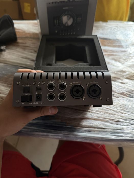 Universal Audio Apollo Twin USB — Duo Core
