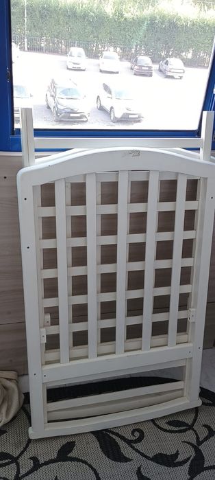 Продам кровать для младенца