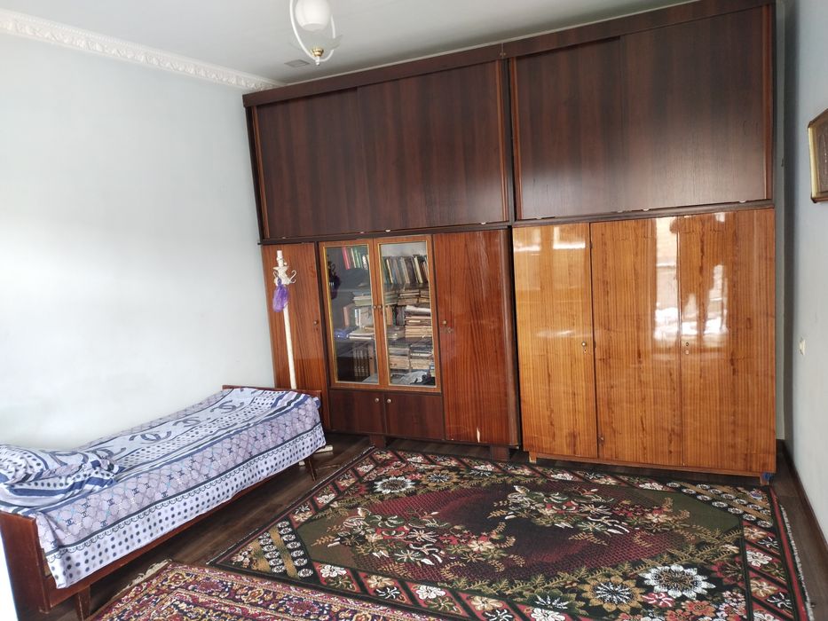 Полевойда Халкаро аэропортга якин ховли сотилади Саватчи