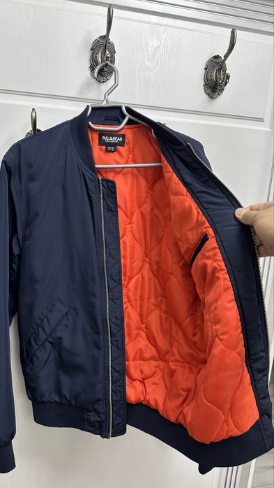 Куртка бомбер Pull&Bear