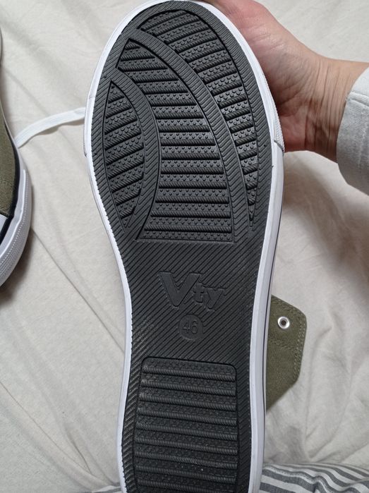 Teniși înalți, bascheți, VTY