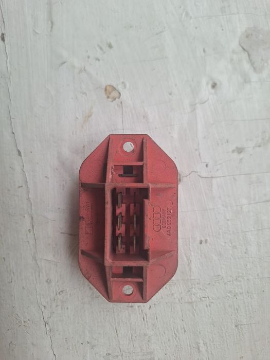 Запчасти Ауди 100 С4