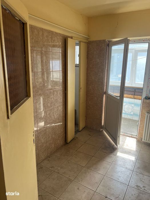 Ap 2 camere, decomandat, Centru, 2 balcoane