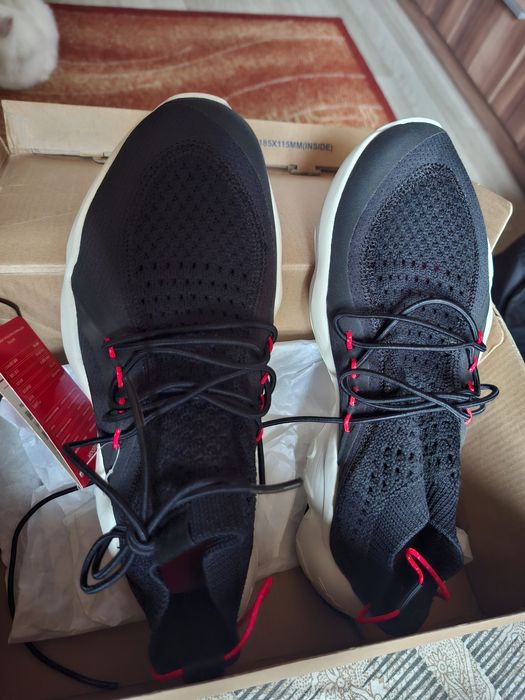 Vind adidași Reebok mărimea 36-37 nefolosit nou