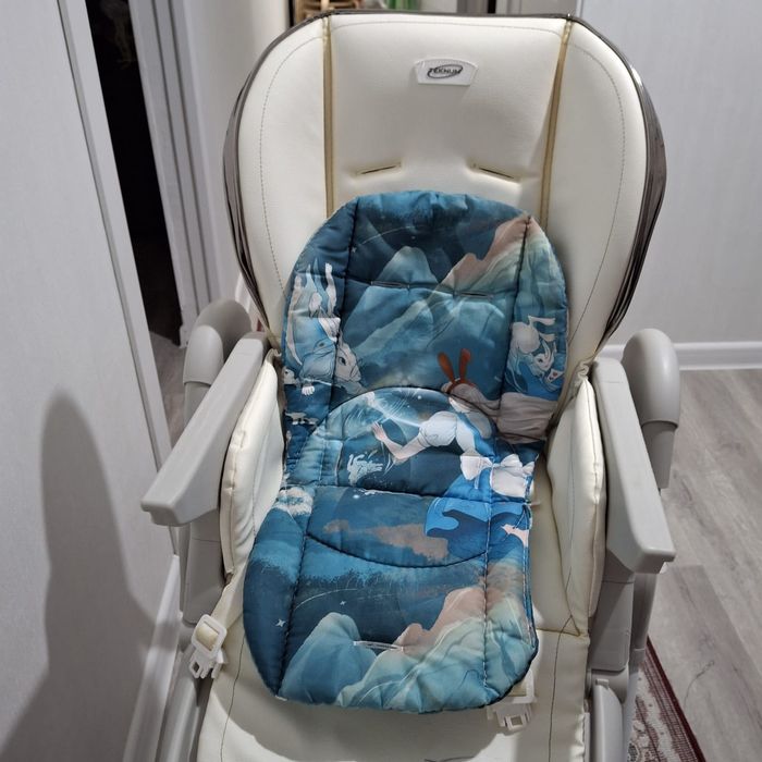 Продам стульчик для кормления Teknum