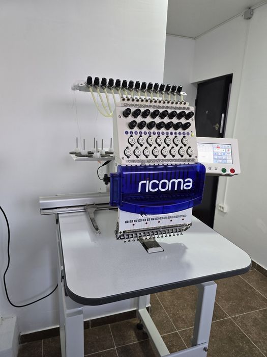 MAȘINĂ DE BRODAT RICOMA RCM-1501TC-7S – 15 ACE – Stare foarte buna