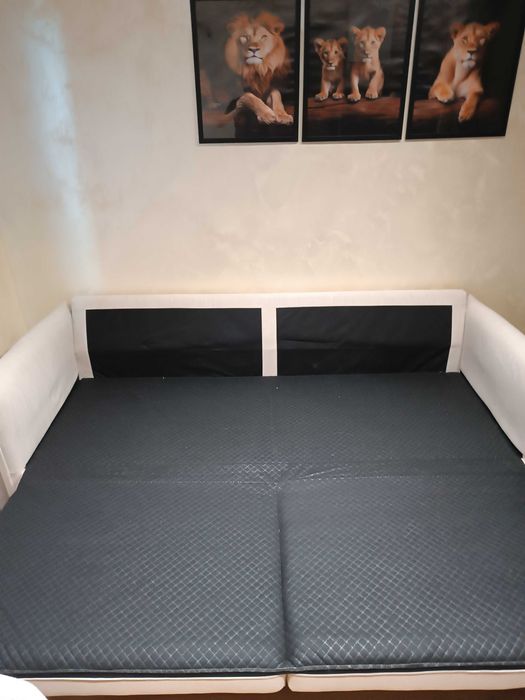 Разтегателен диван