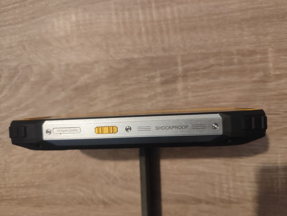 Blackwiew BV7300 , telefon construcții/camping