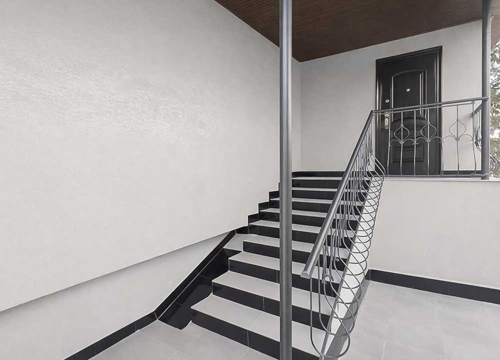 Аренда помещения под офис 150 м2 на 1-м этаже, 9 кабинетов, 2 склада