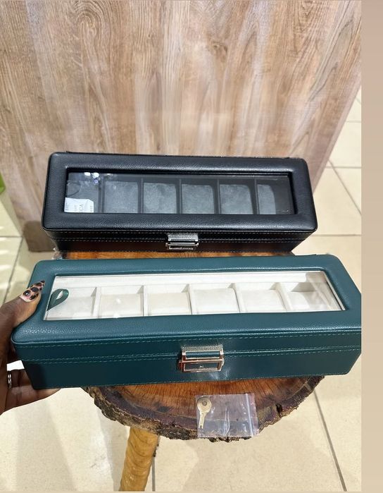 Шкатулка для часов и украшений большая с ключом